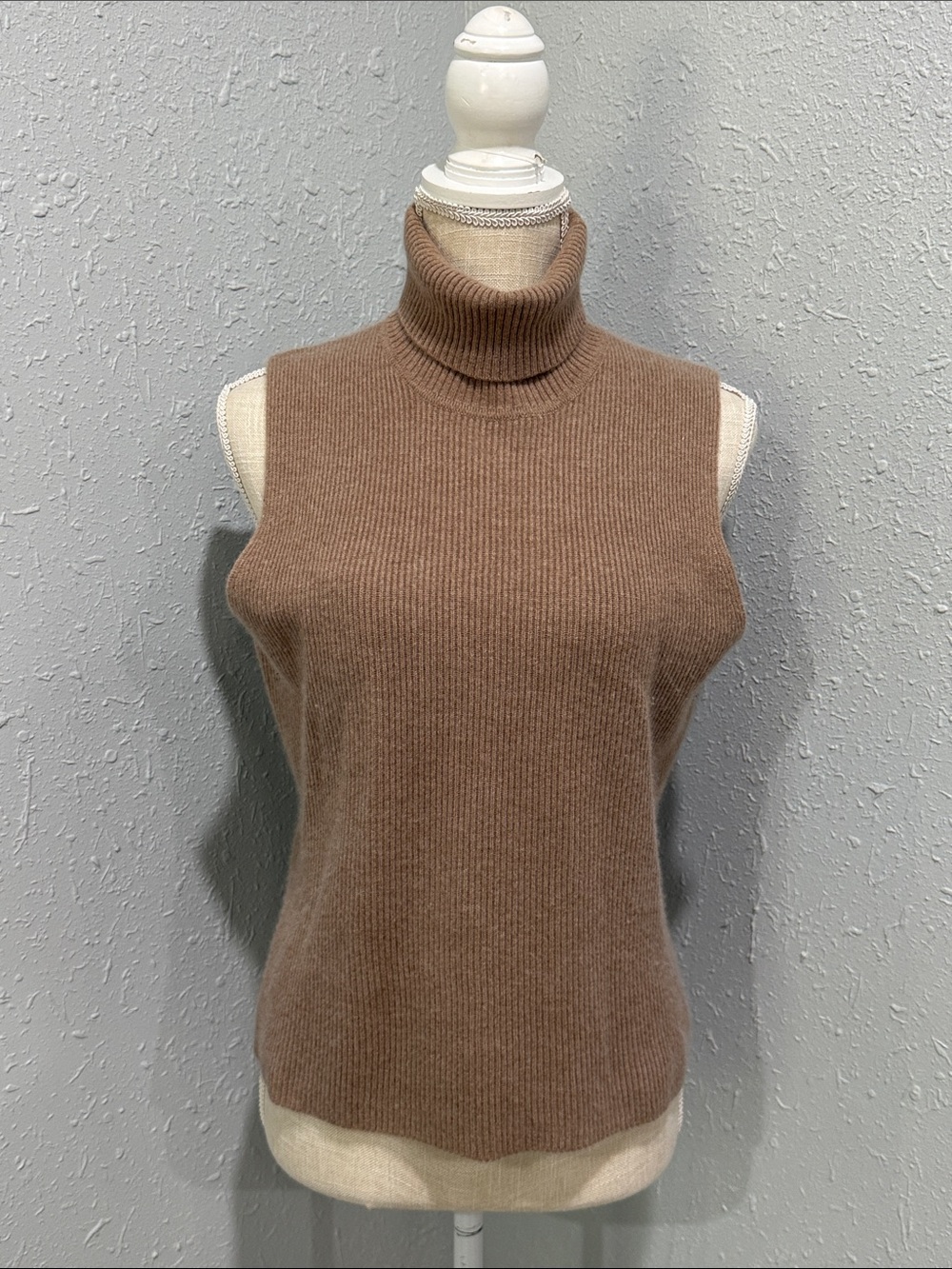 Bloomingdale's 100% Cashmere Old Money Knit Top Women’s Size LP Mock Turtleneck